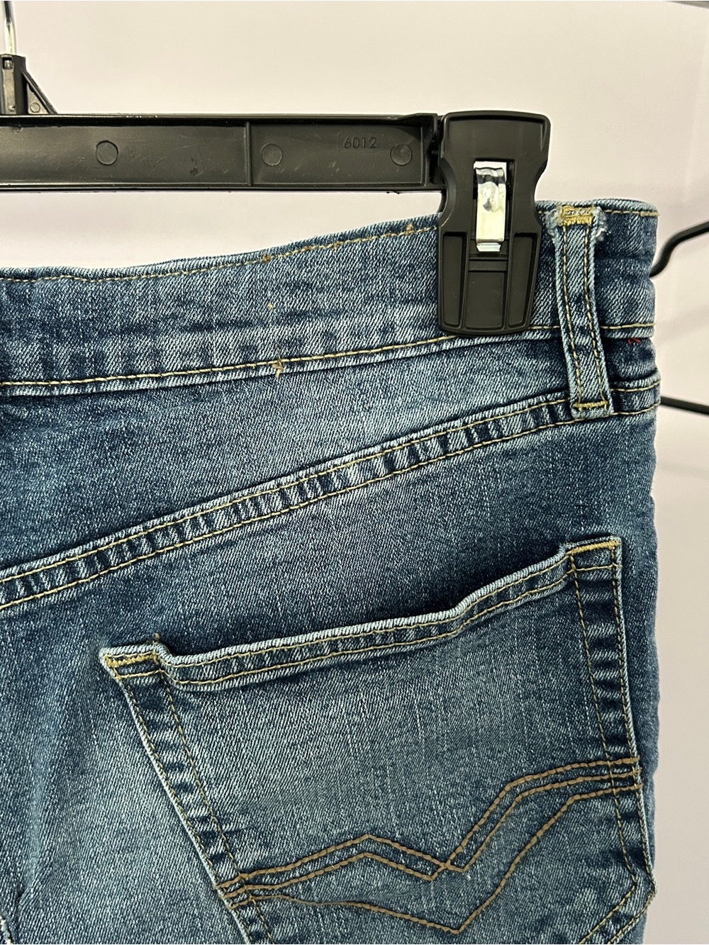 IZOD DIY Medium Wash Feathered Raw Hem Denim Skirt Size Small - “Dannie” - Picture 9 of 14